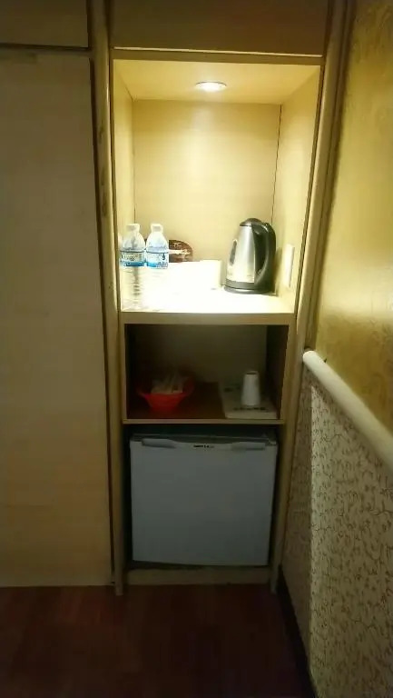Yadu Hotel