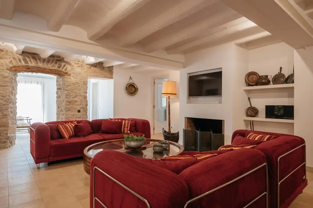Peaceful Rural Retreat Near Suria