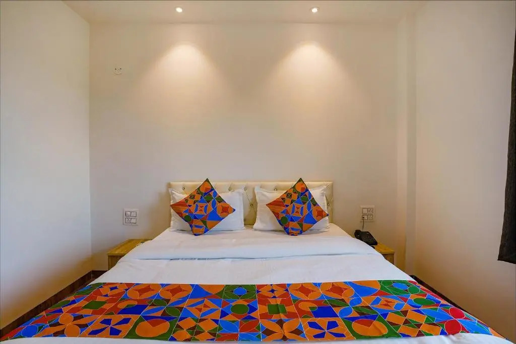 Fabhotel Farmaish Garden