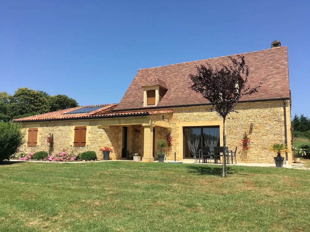 COMBAS village de gites