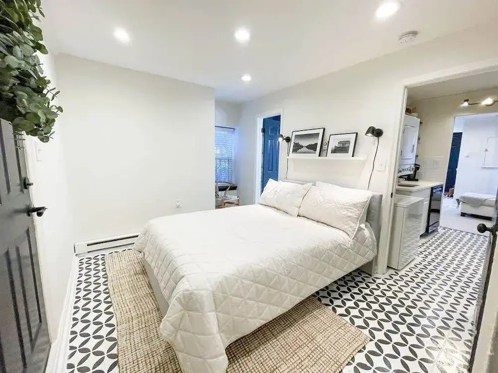 Charming and Historic Apartment in Capitol Hill