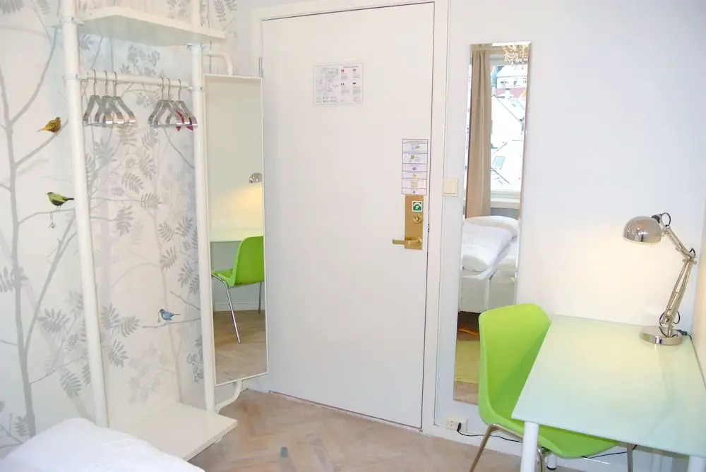  Marken Guesthouse