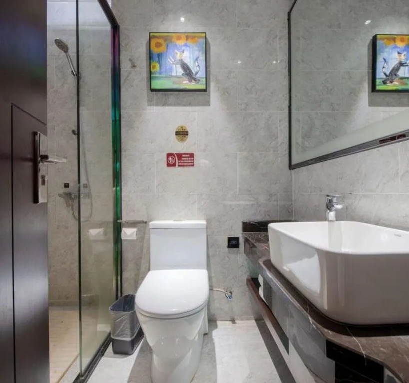 Fancy Hotel (Shenzhen Bantian, Guangyayuan Subway Station)
