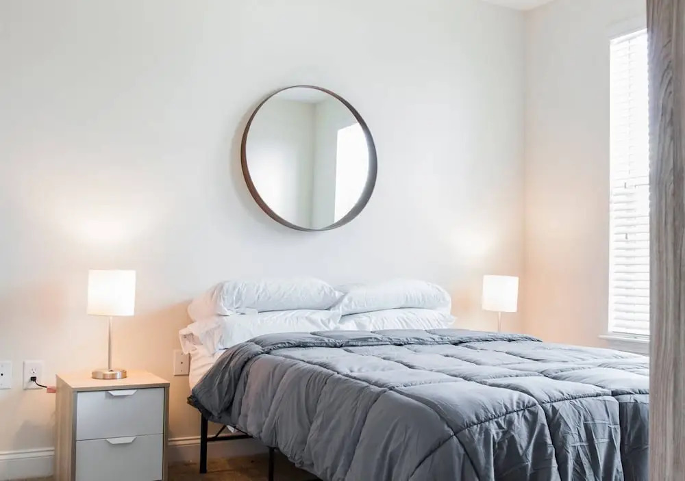 Lovely 1BR w Balcony in Historic Midwood