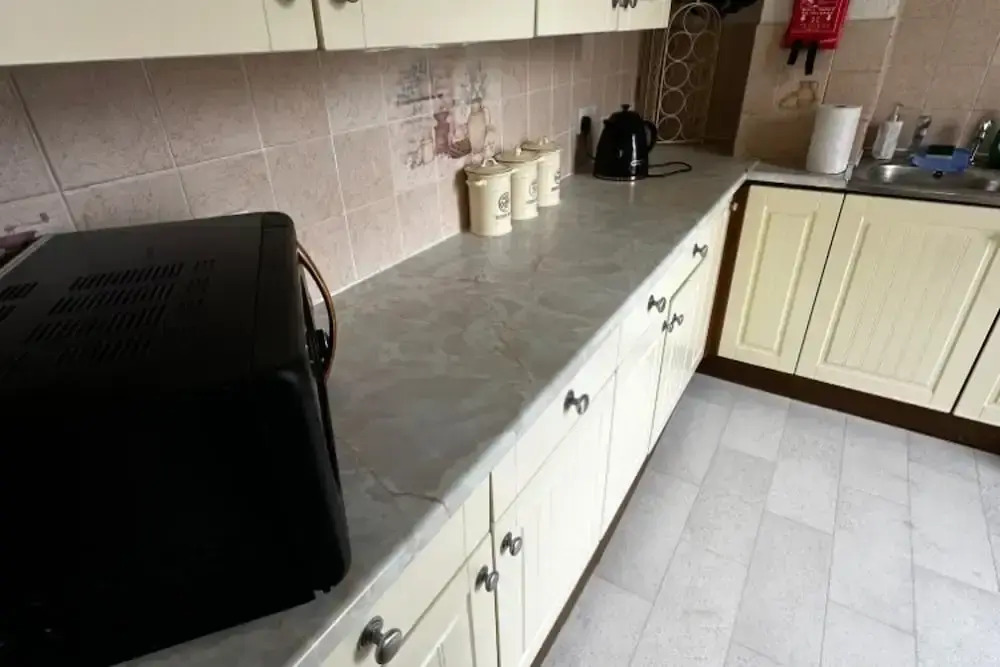 4-beds, Sleeps 8, Sea View & Pet Friendly