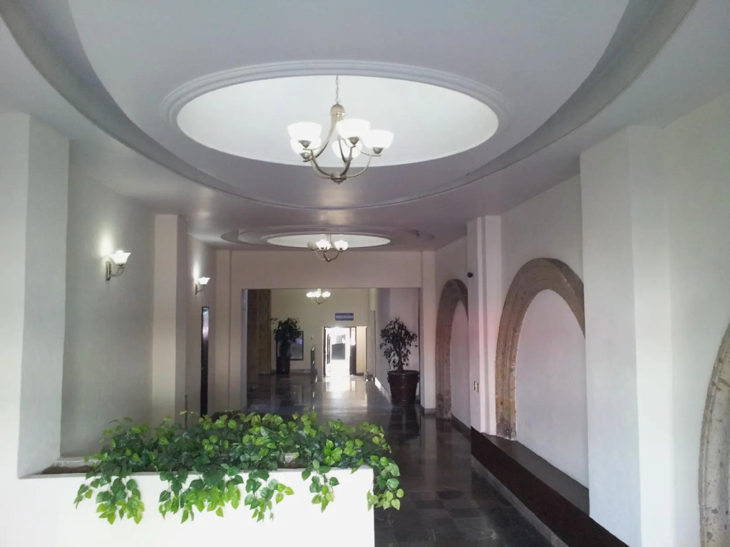 Hotel Emperador centro Guadalajara y Remodelado