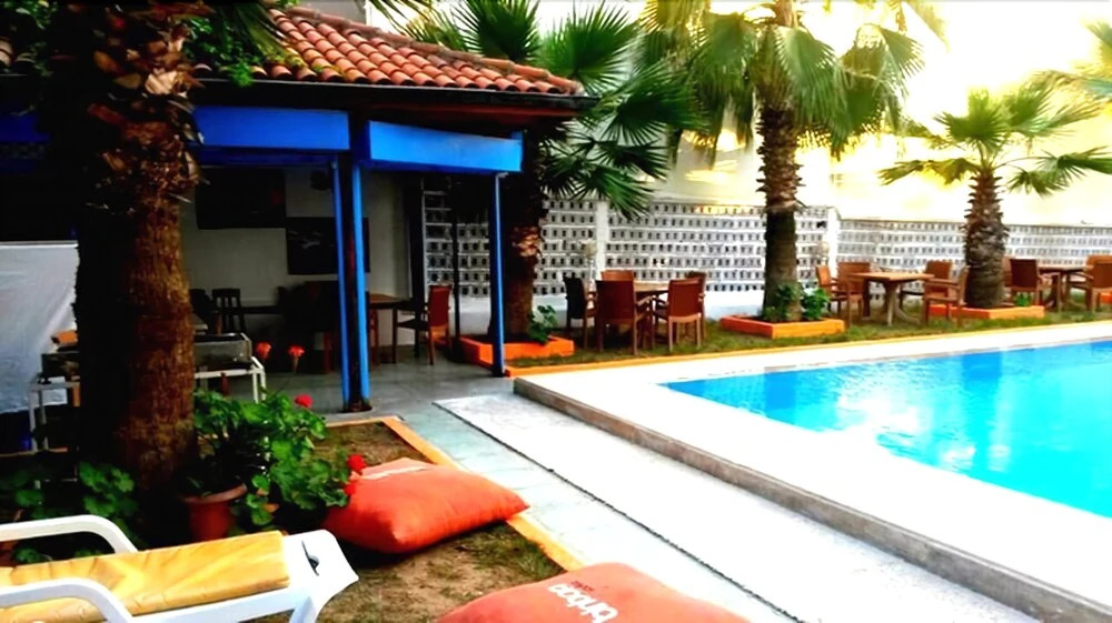 Pak Hotel