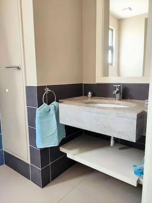 Tawila - Lovely 2-bedroom unit with shared pool