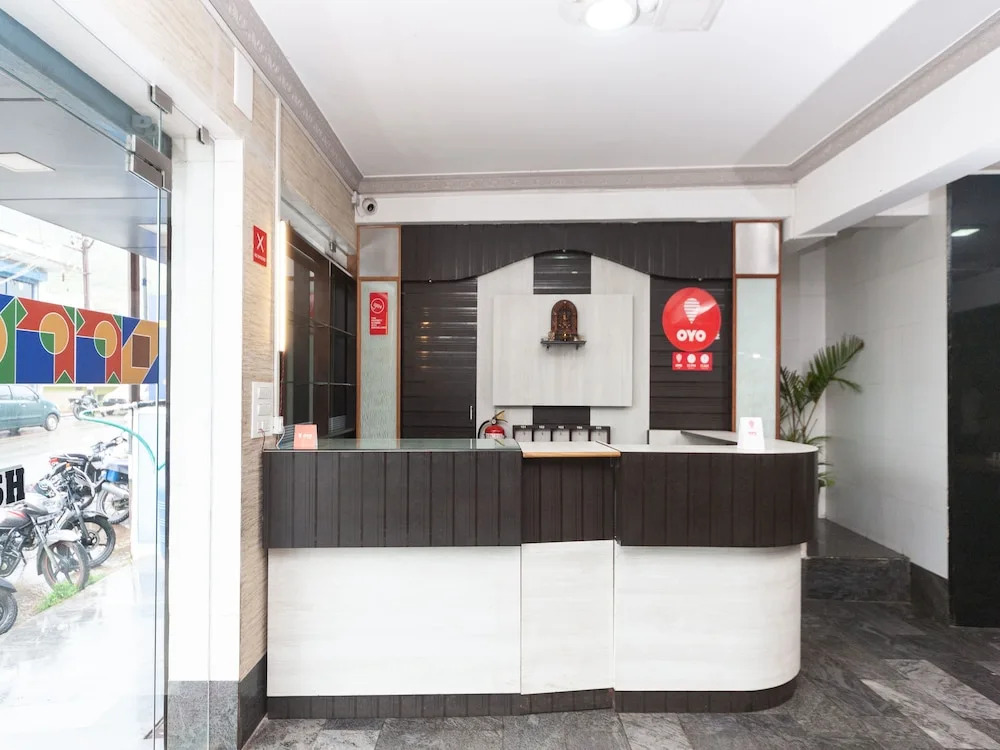 OYO 16912 Hotel Selva Ganapathy's Nest