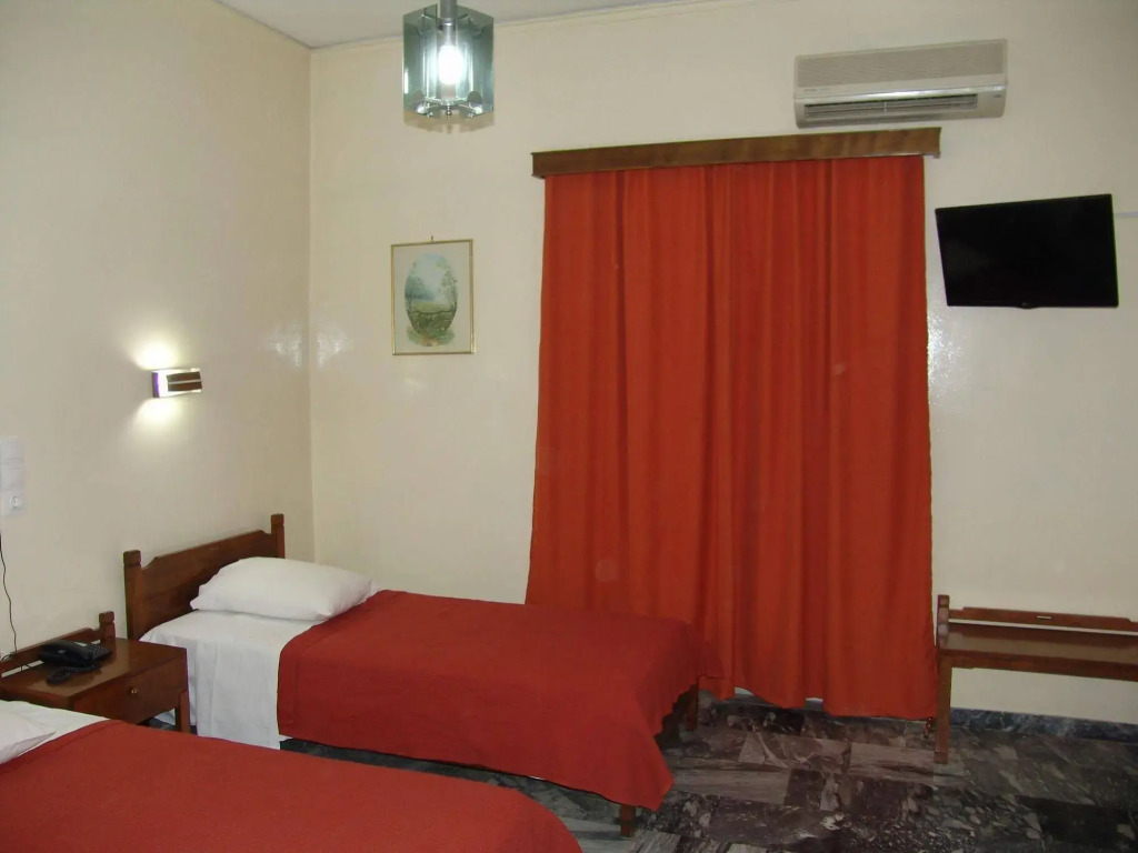 Hotel Cosmos