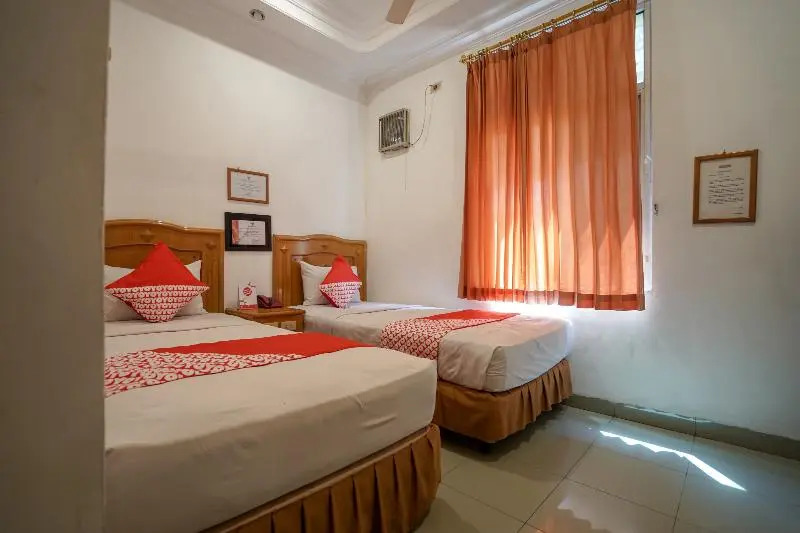 Hotel Shofa Marwah by OYO Rooms