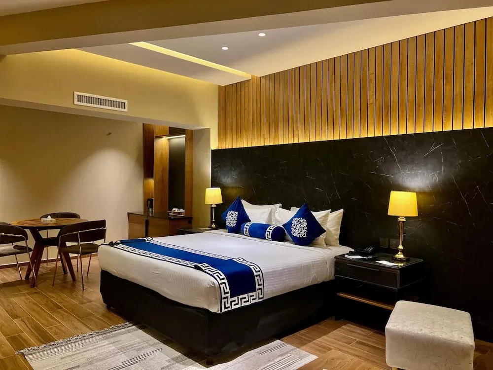 Hill View Hotel