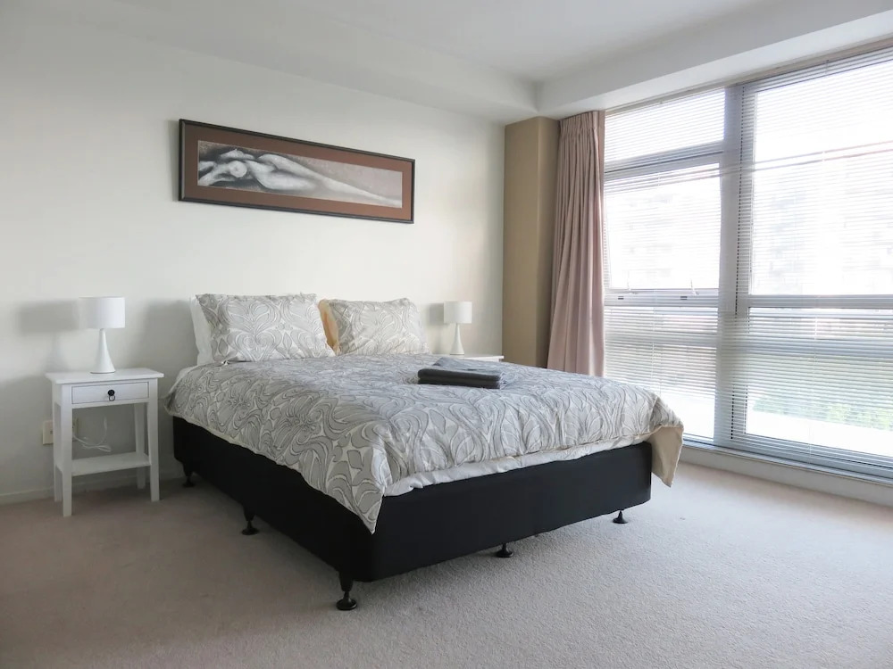 Luxury Apartment at Hobson Gardens