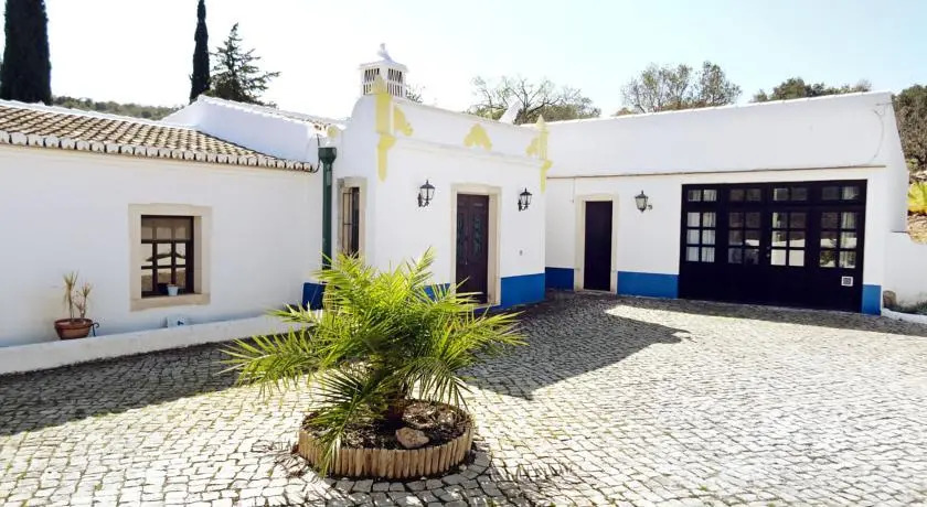 Villa Quintal Montinho
