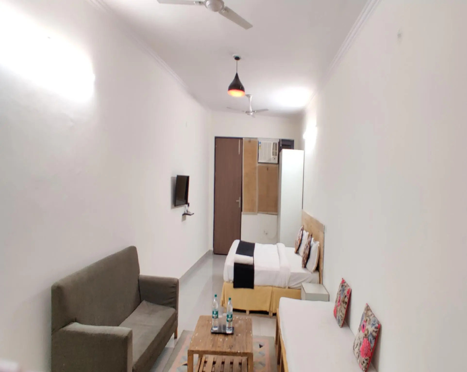 Airport Hotel Dev Palace