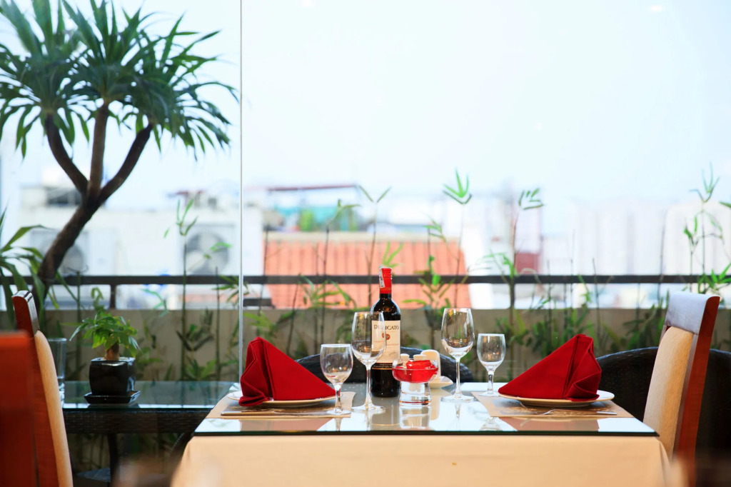 Luxeden Signature Hotel