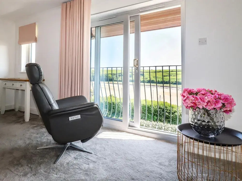 Newquay Tamarisk Lodge on the Gannel