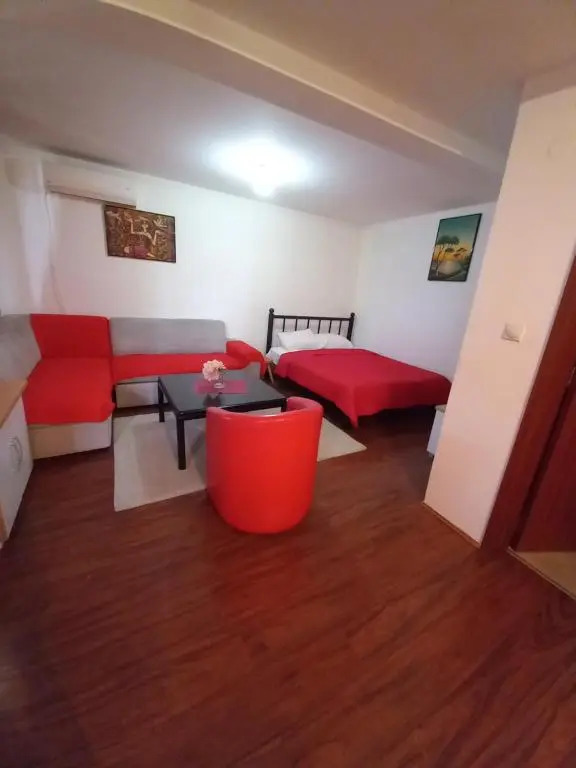 Apartment Dina