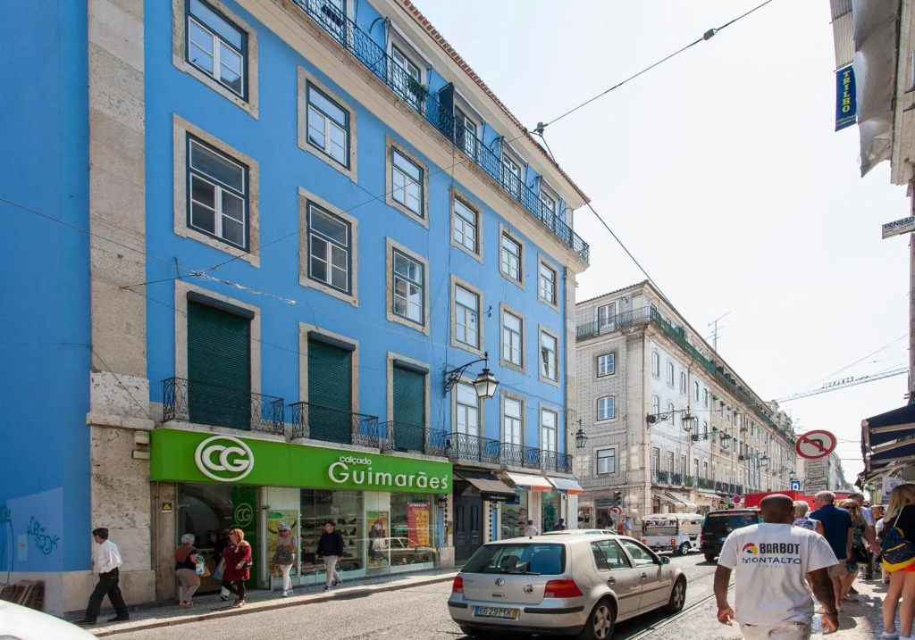ALTIDO Deluxe 3BR Apt with workspace by Figueira Sq and Rossio subway