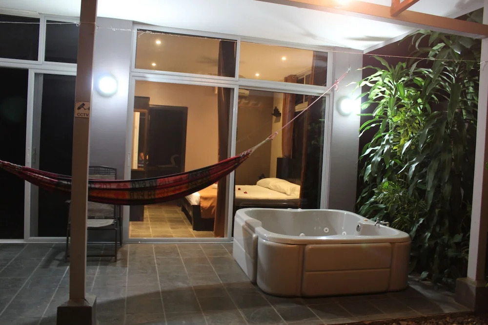 Villa Manuel Antonio For 2 People