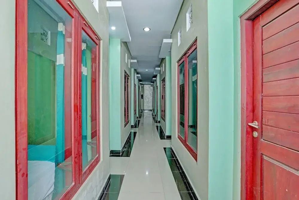 OYO 2077 Batukaru Garden 3
