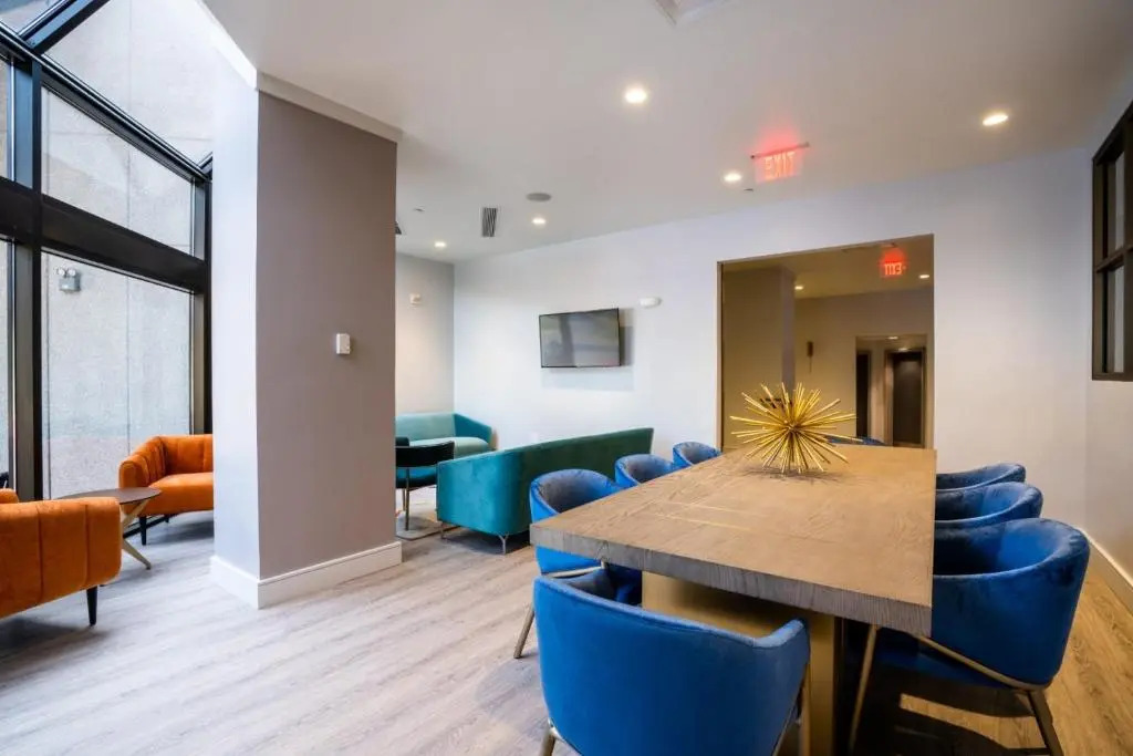Crowne Plaza College Park - Washington DC by IHG