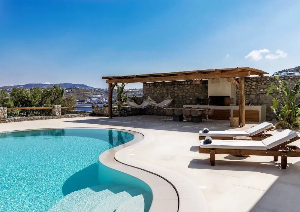 Veneta Suites & Villas