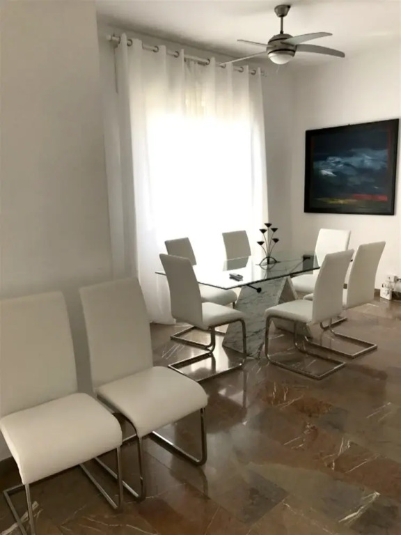 Spacious Family Home in Ranco with Private Pool - 300 m²