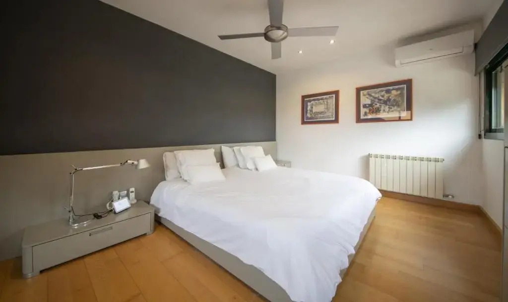 TH150 Modern house in Tamarit with private pool
