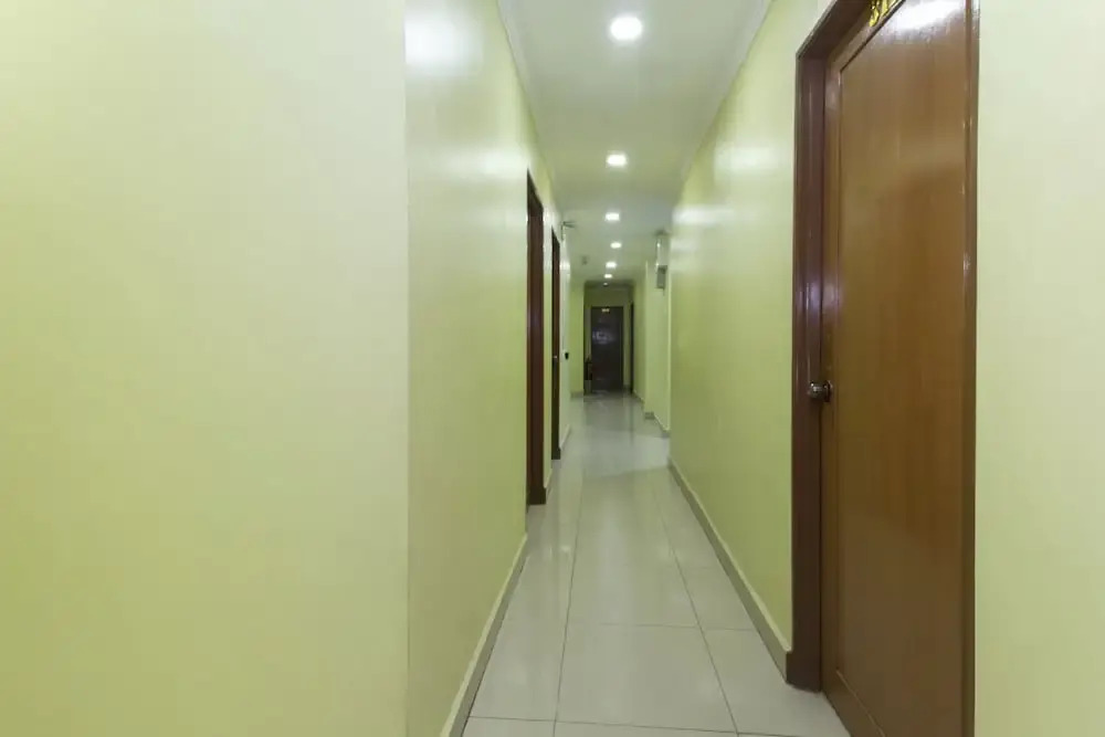 Oyo 90623 Thank Q Inn 3