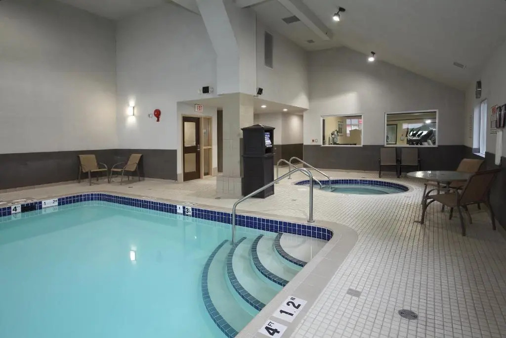 Holiday Inn Express Hotel & Suites Vernon by IHG