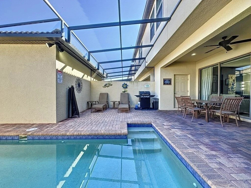 Windsor-5 Bed W/splashpool-3801ww 5 Bedroom Townhouse by RedAwning