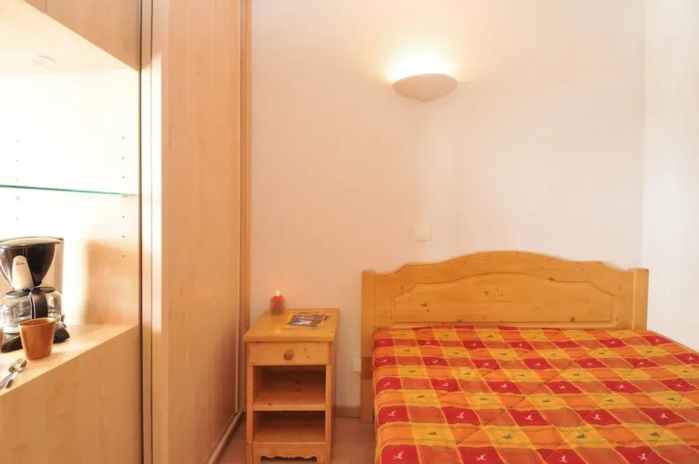 Belle Plagne two Roomed Apartment for 5 People, Located on the Slopes Am421