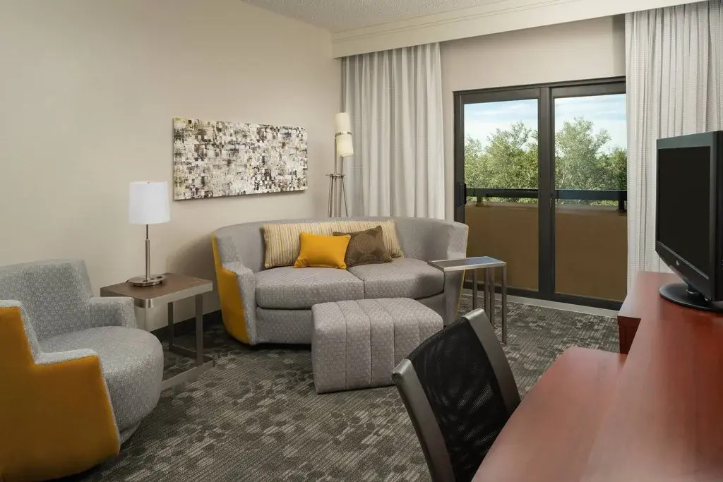 Sonesta Select Miami Lakes