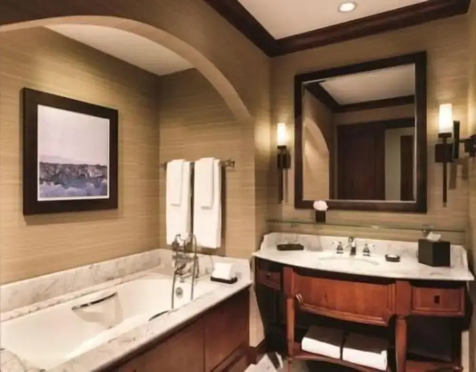 Bachelor Gulch Ritz-carlton Hotel Room With Ski in, Ski out Access, Hot Tub, and Full Service Spa