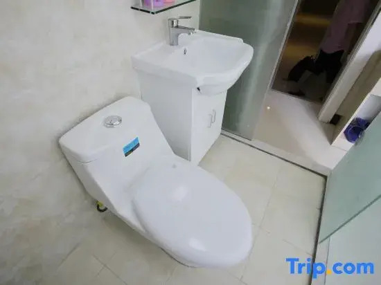 Shanghai Wenjun Hotel