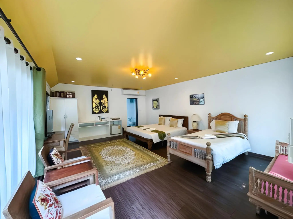 E-outfitting Boutique Chiang Mai