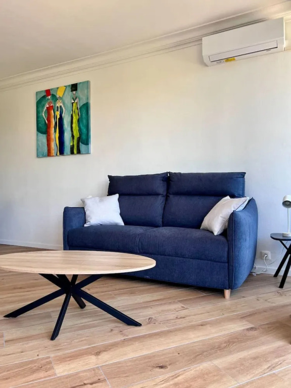 Cozy and Fully Equipped in the Center of Liege 4 Guests