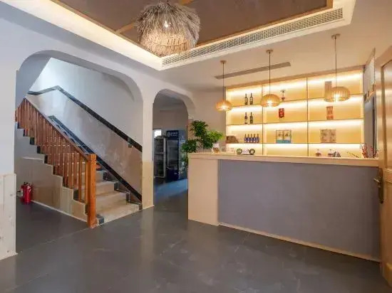 Rao's Manor B&B (Wudang Mountain Scenic Area Ticket Office Store)