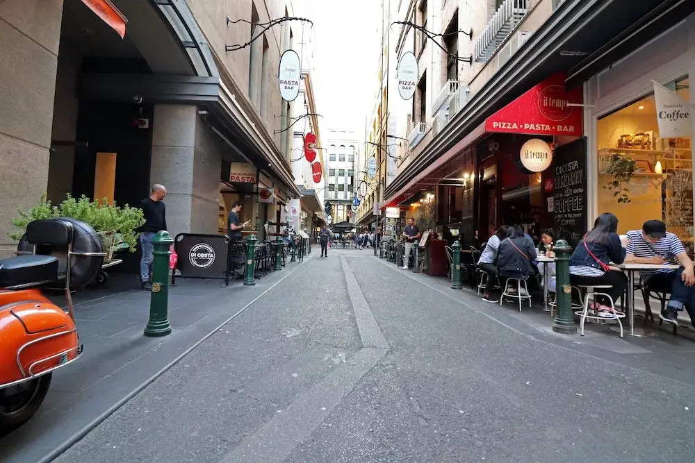 Melbourne City Chic - Degraves Lane, Parking, Lift