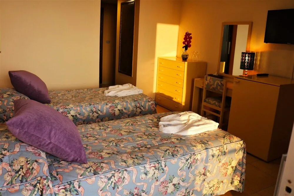 Vanda Hotel