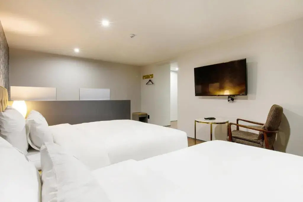 Brown Dot Hotel Minam