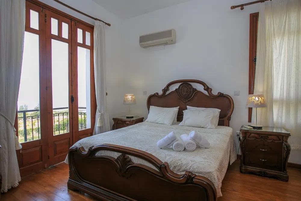 Villa Ariadne