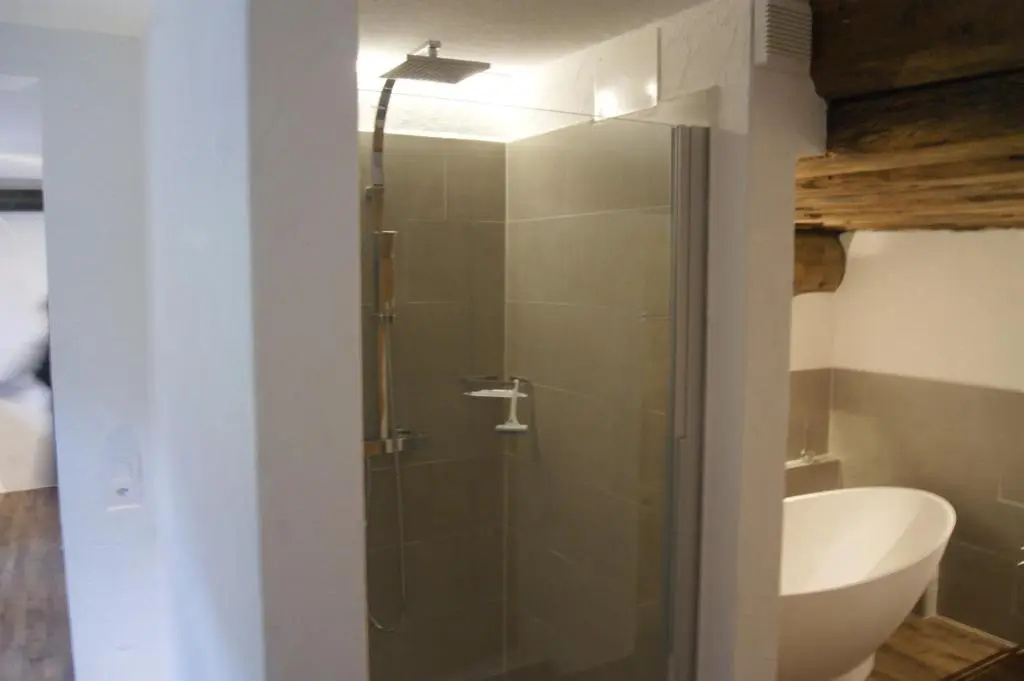 Romantic standalone 5 room cottage in Valposchiavo