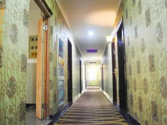 Tiantai Jinfu Business Hotel