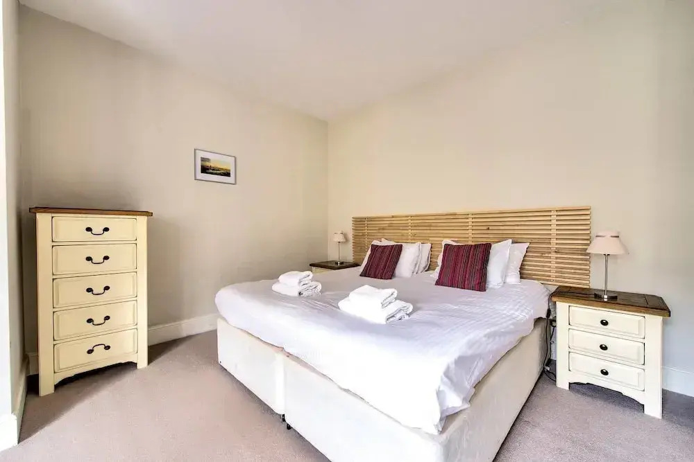 JOIVY Great Location - Lovely Rose St Apt in City Centre
