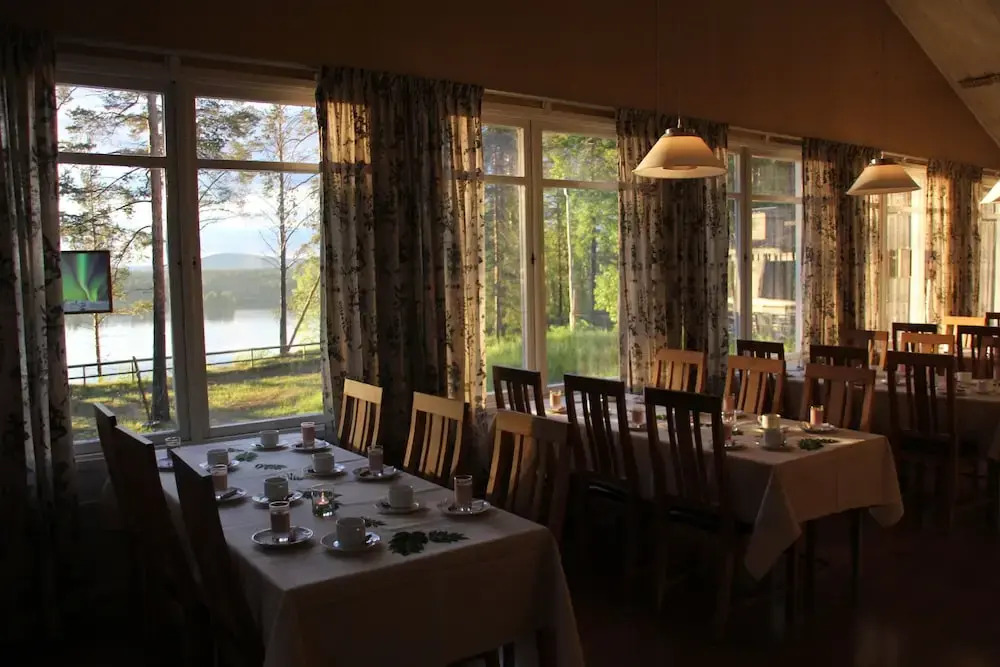 Hotel Vuollerim