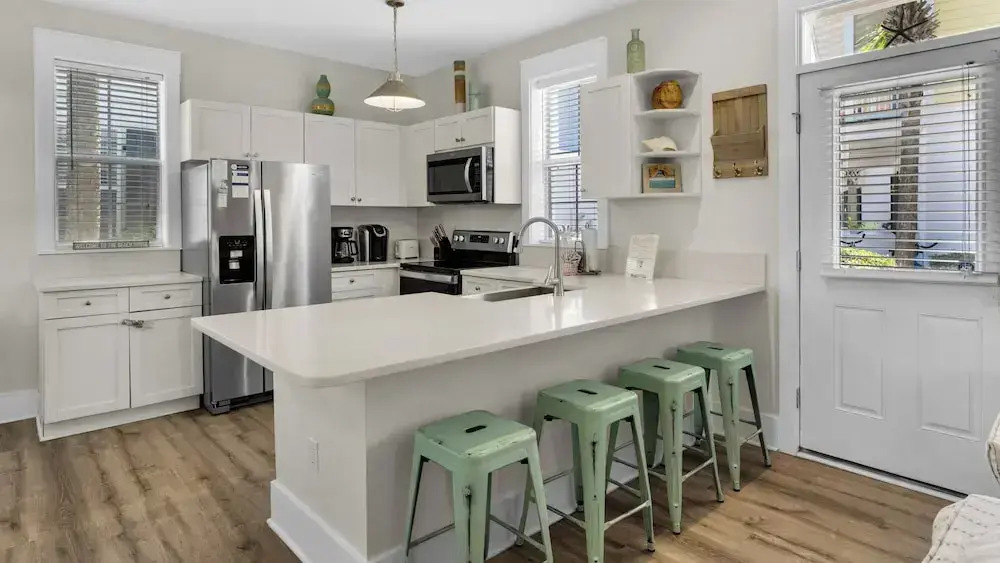 Charming Patio Home - Community Pool & Hot Tub