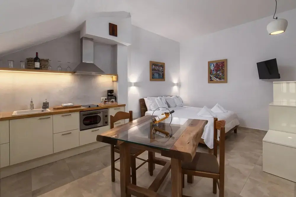 Andros 4 All Seasons V&S- Psaltis Street