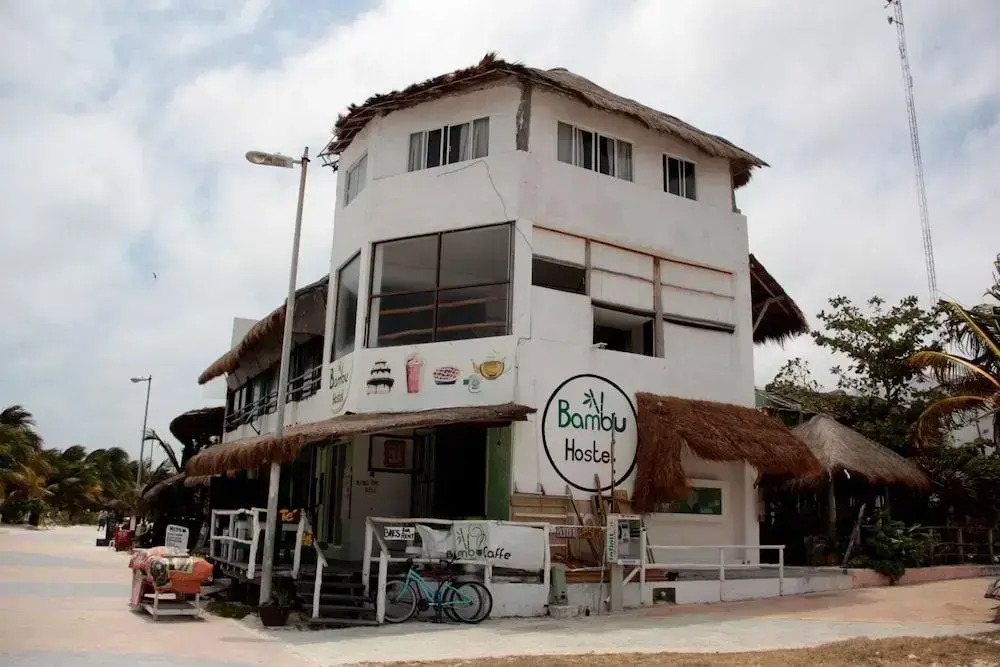Bambu Hostel
